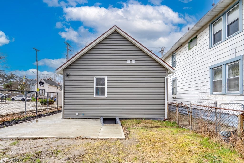 3135 W 46th Street Cleveland OH 44102