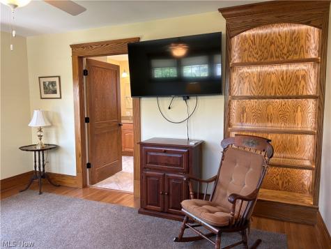 1221 Andrews Avenue Lakewood OH 44107