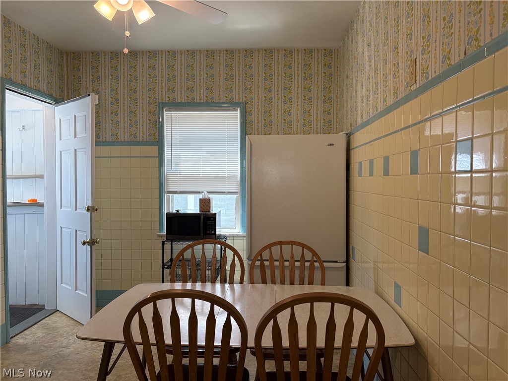 1221 Andrews Avenue Lakewood OH 44107