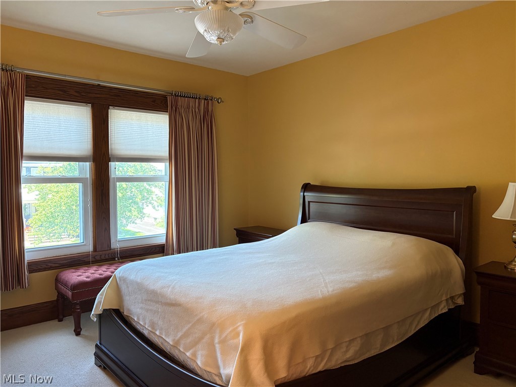1221 Andrews Avenue Lakewood OH 44107