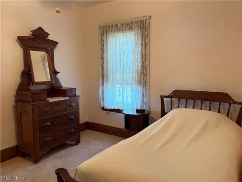 1221 Andrews Avenue Lakewood OH 44107