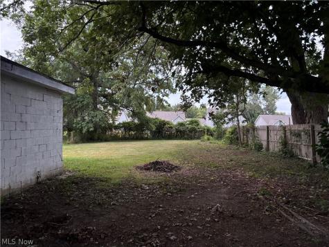 389 Button Avenue Painesville OH 44077