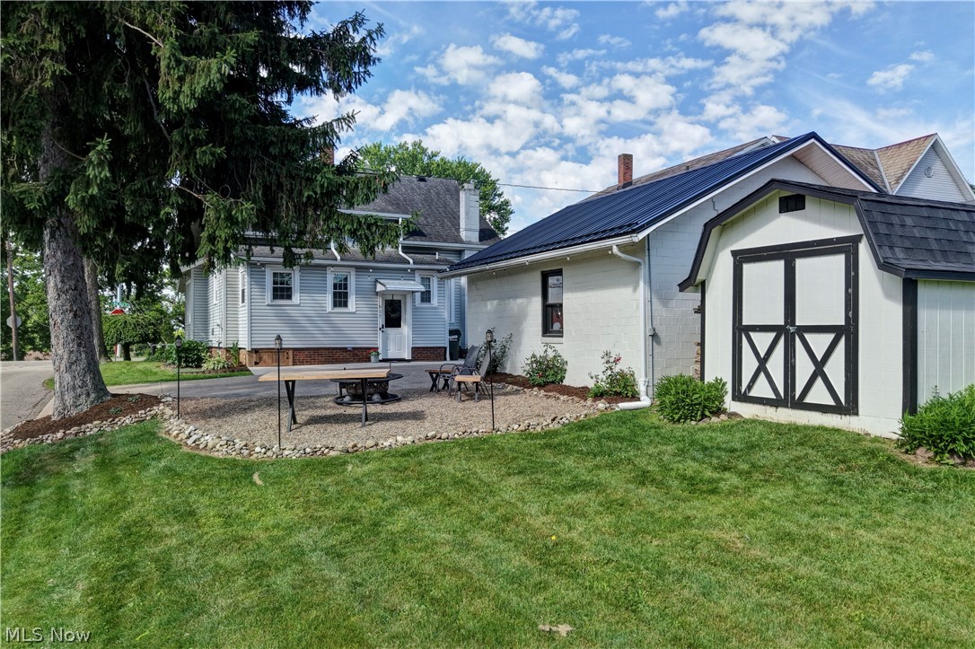 917 W Main Street Sugarcreek OH 44681