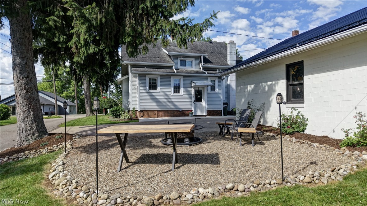 917 W Main Street Sugarcreek OH 44681