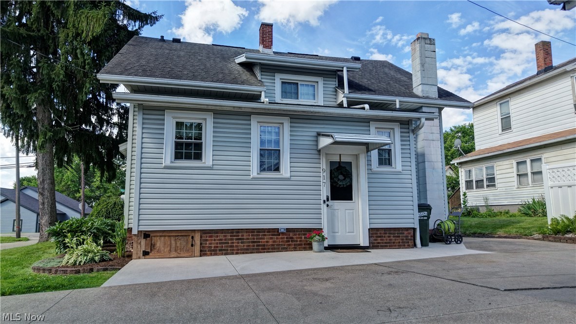 917 W Main Street Sugarcreek OH 44681