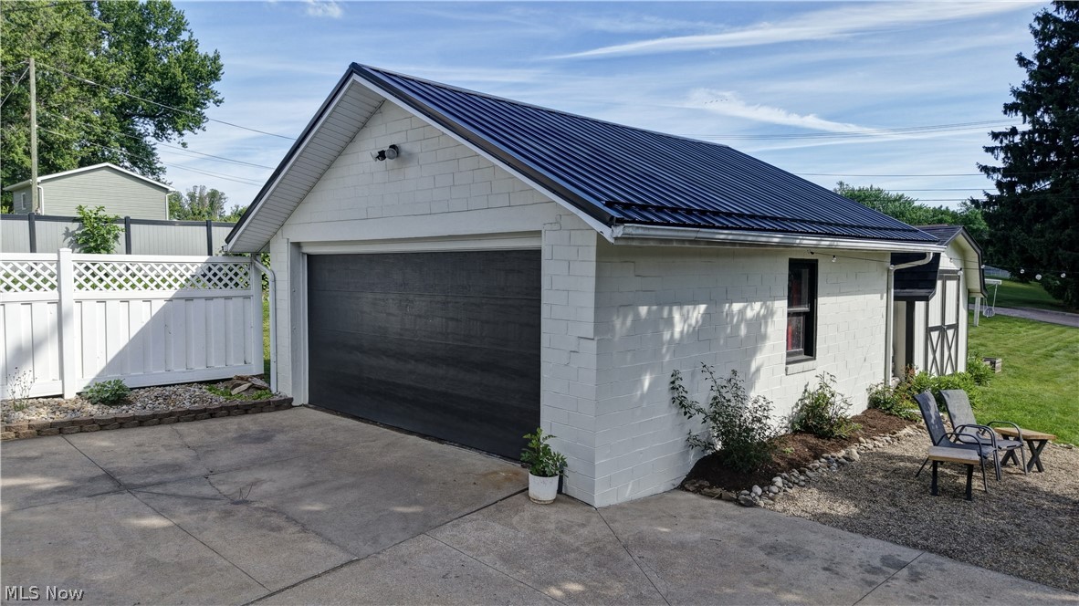 917 W Main Street Sugarcreek OH 44681