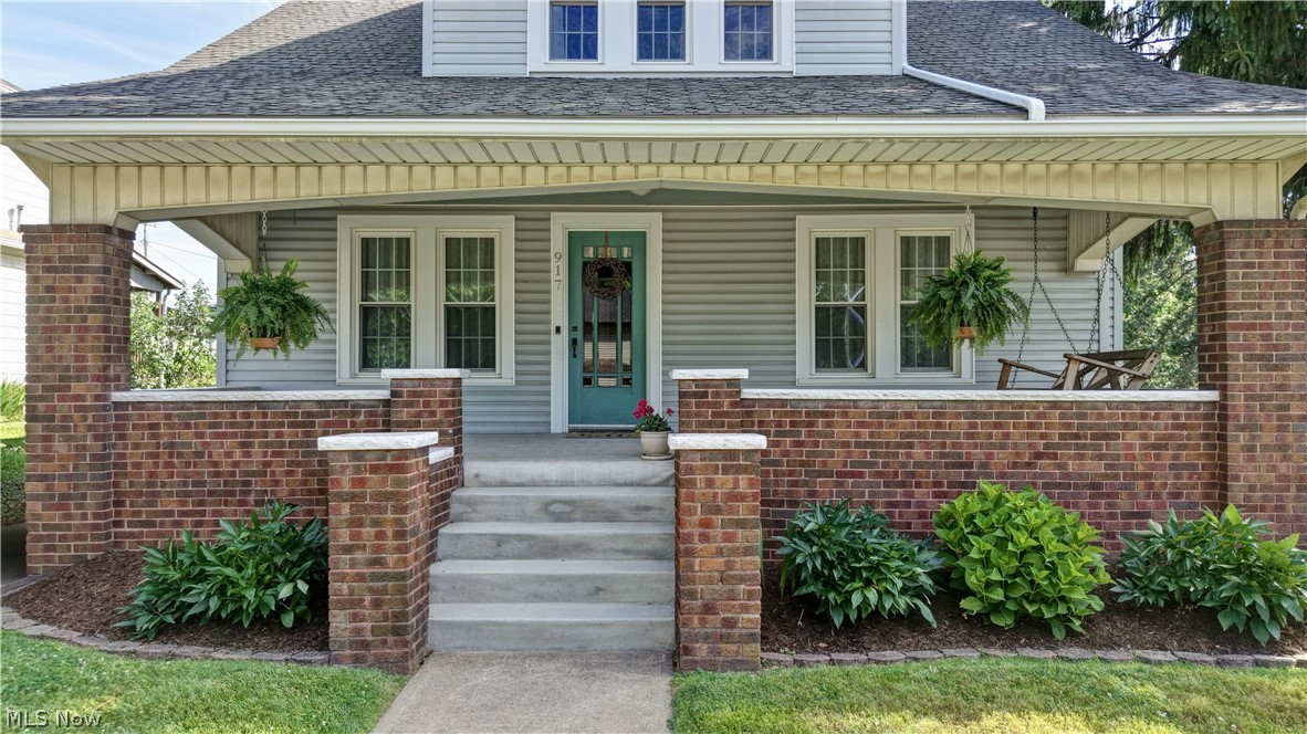917 W Main Street Sugarcreek OH 44681