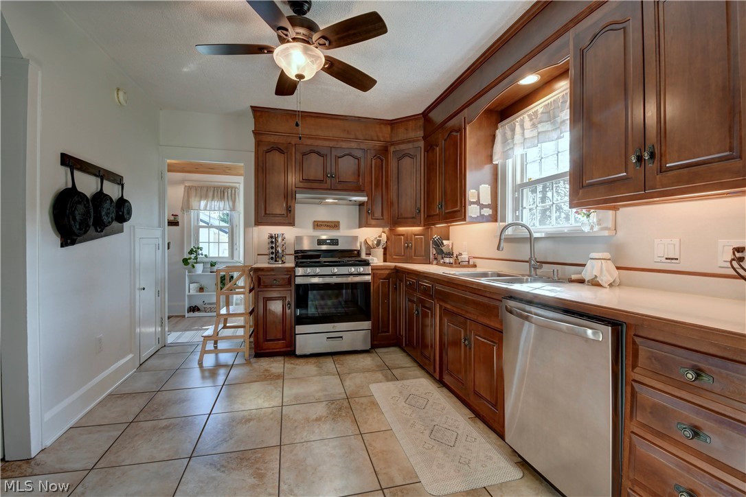 917 W Main Street Sugarcreek OH 44681