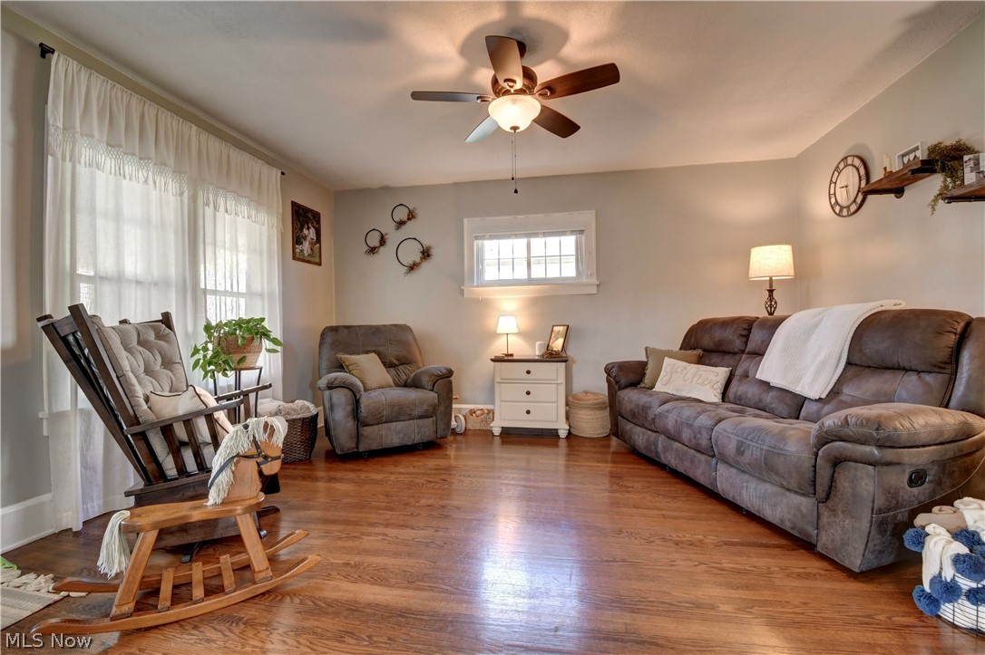 917 W Main Street Sugarcreek OH 44681