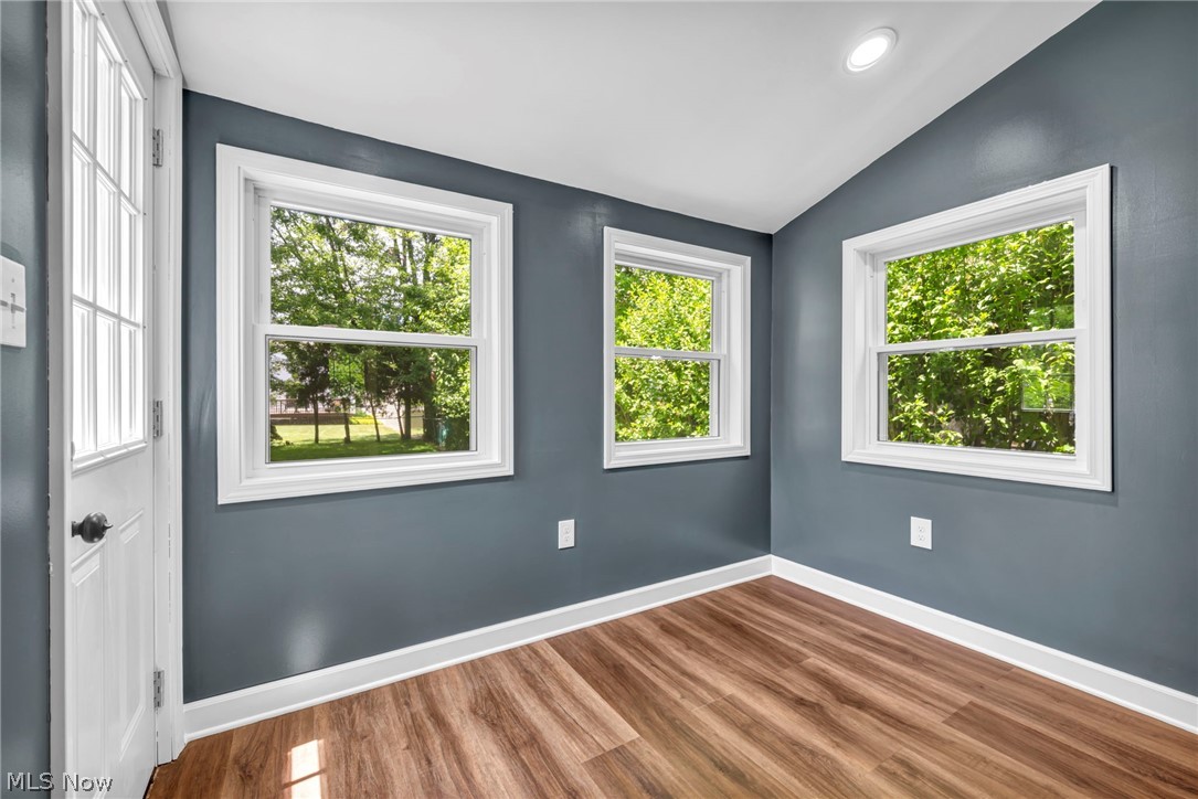 1412 Henning Drive Lyndhurst OH 44124