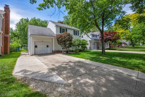 1412 Henning Drive Lyndhurst OH 44124