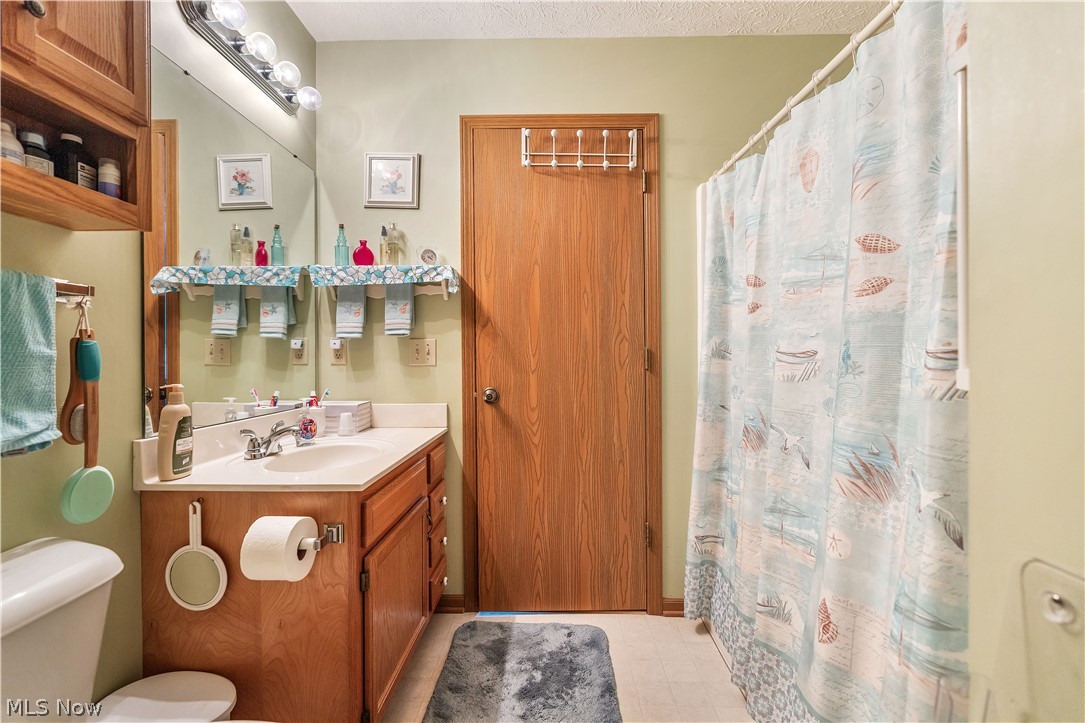 3474 Dauphin Drive NE Canton OH 44721