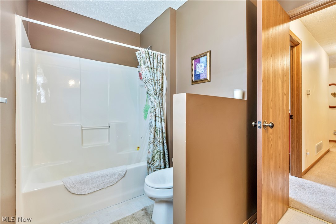 3474 Dauphin Drive NE Canton OH 44721