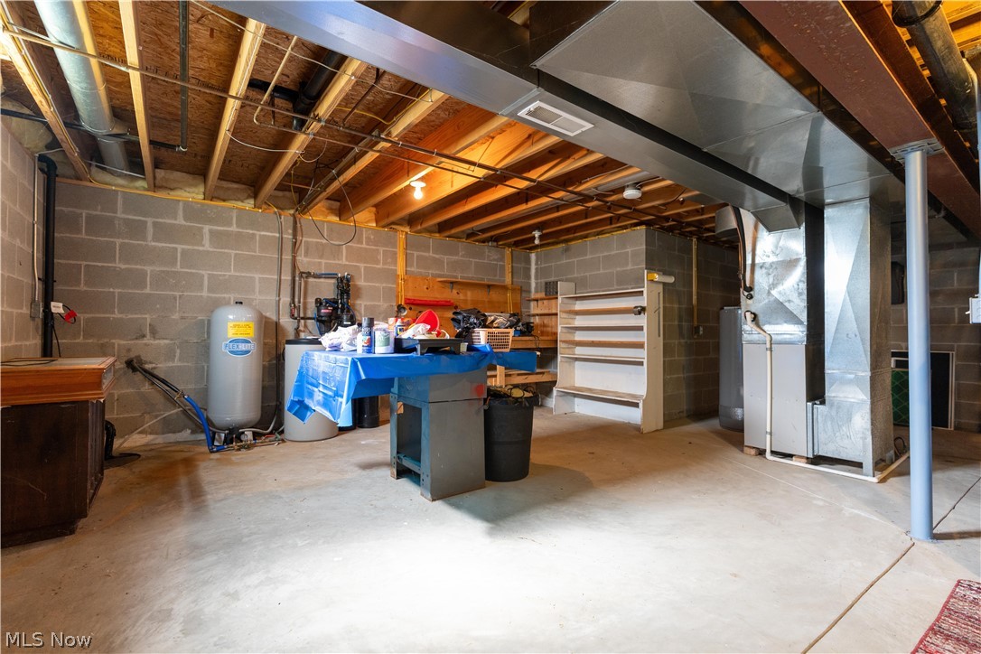 3474 Dauphin Drive NE Canton OH 44721