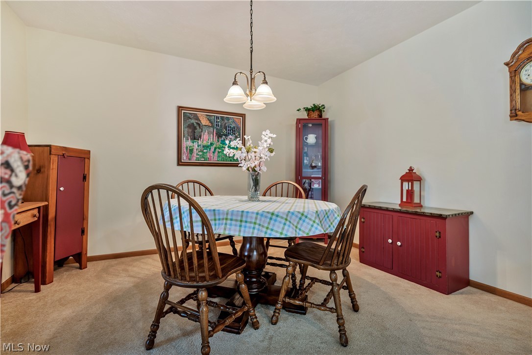 3474 Dauphin Drive NE Canton OH 44721