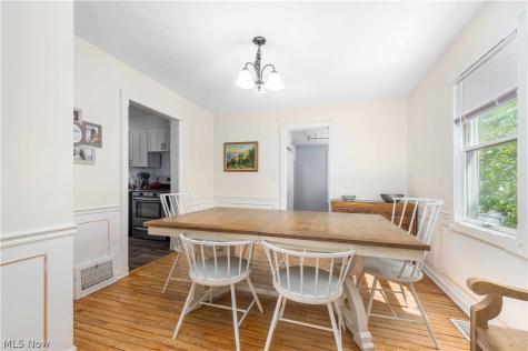 159 Inwood Boulevard Avon Lake OH 44012