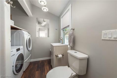 159 Inwood Boulevard Avon Lake OH 44012