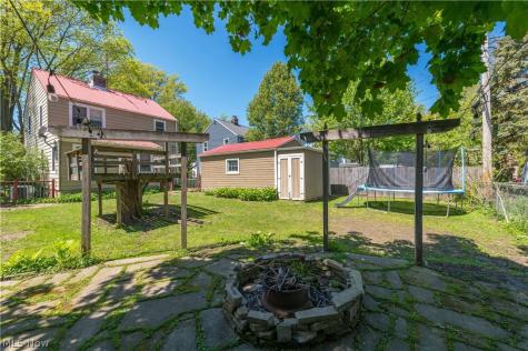 159 Inwood Boulevard Avon Lake OH 44012