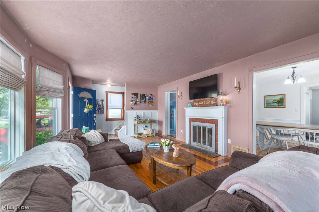 159 Inwood Boulevard Avon Lake OH 44012