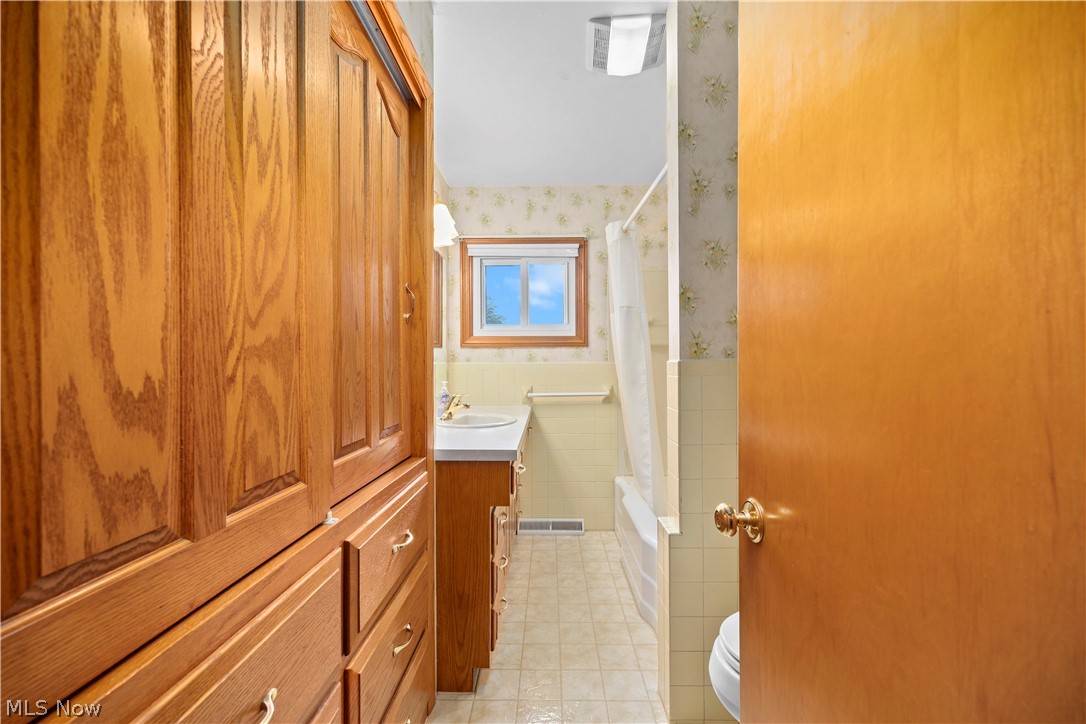 7454 Oberlin Road Elyria OH 44035