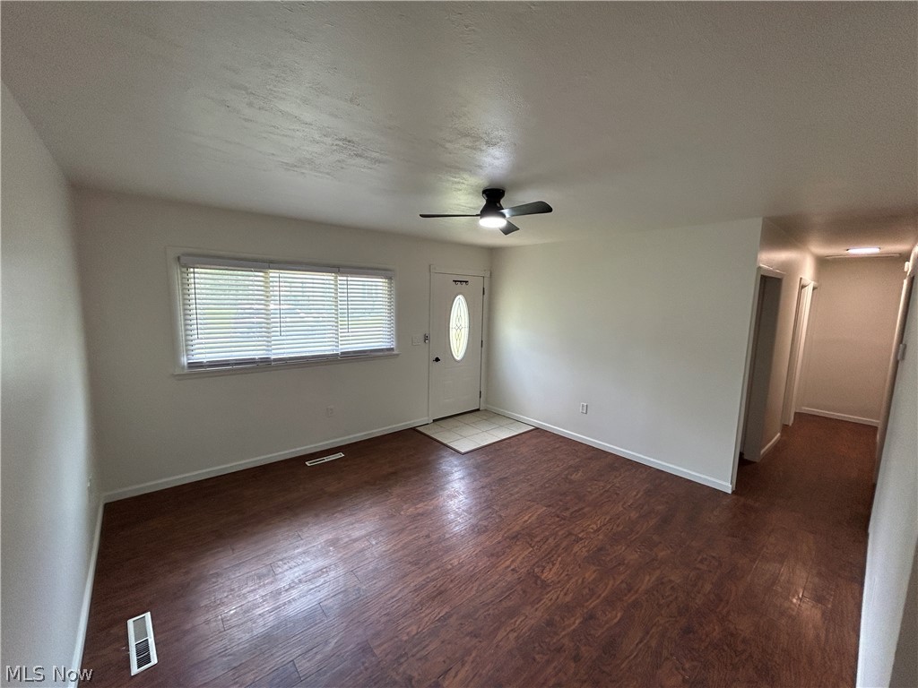 4540 Mahoning Drive Newton Falls OH 44444