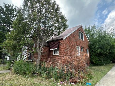 16909 Harvard Avenue Cleveland OH 44128