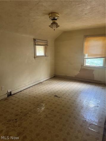 1734 Hillview Road Cleveland OH 44112