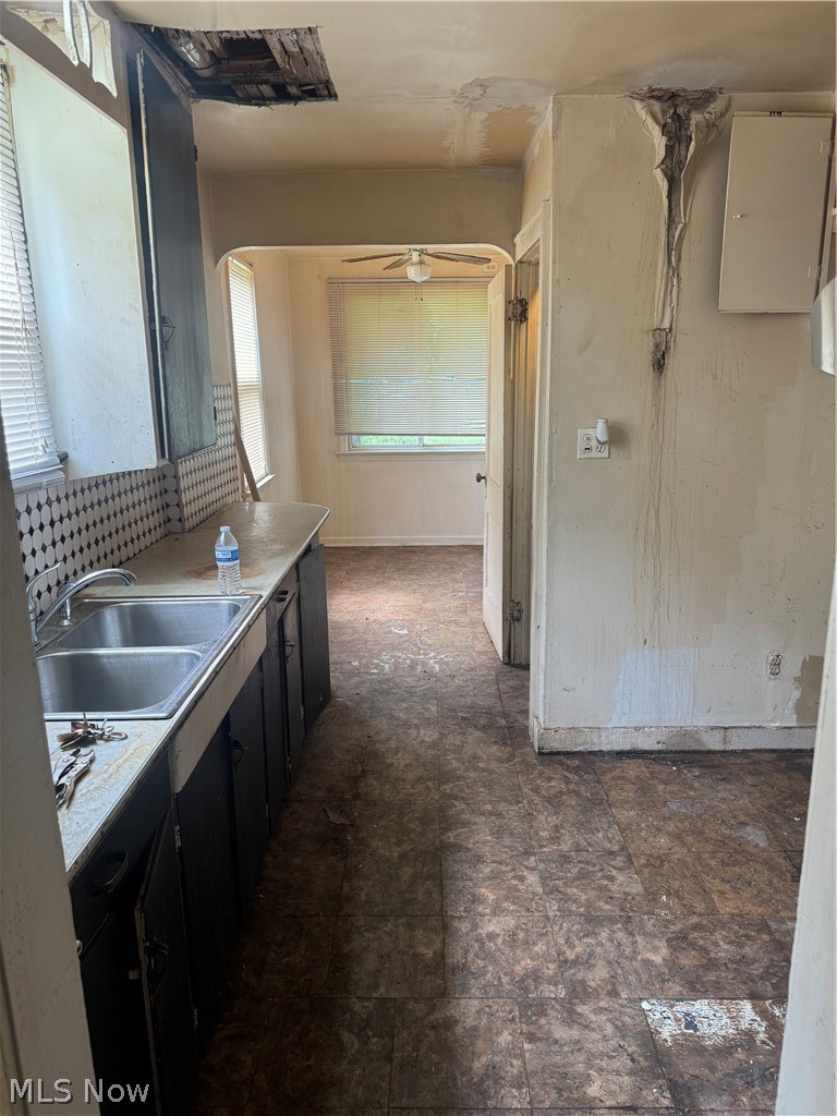 1734 Hillview Road Cleveland OH 44112