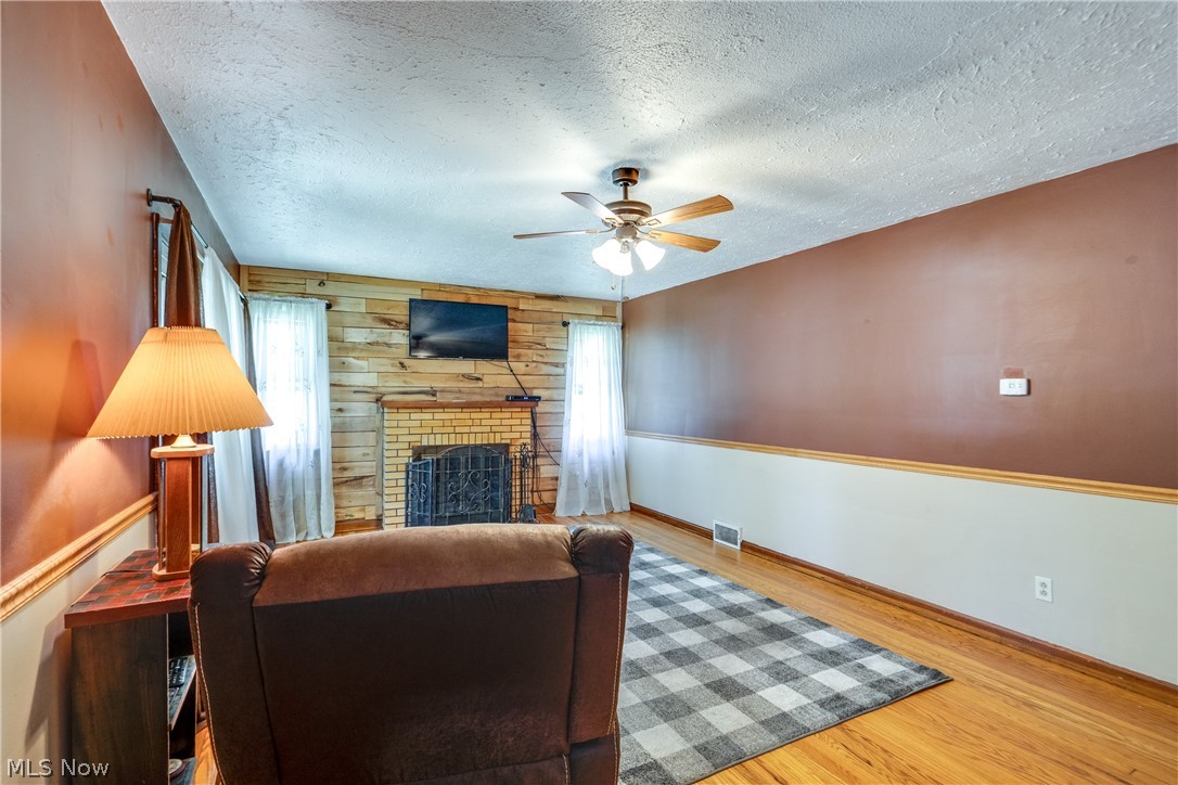 300 N Seneca Street Rittman OH 44270