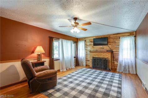 300 N Seneca Street Rittman OH 44270
