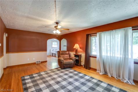 300 N Seneca Street Rittman OH 44270