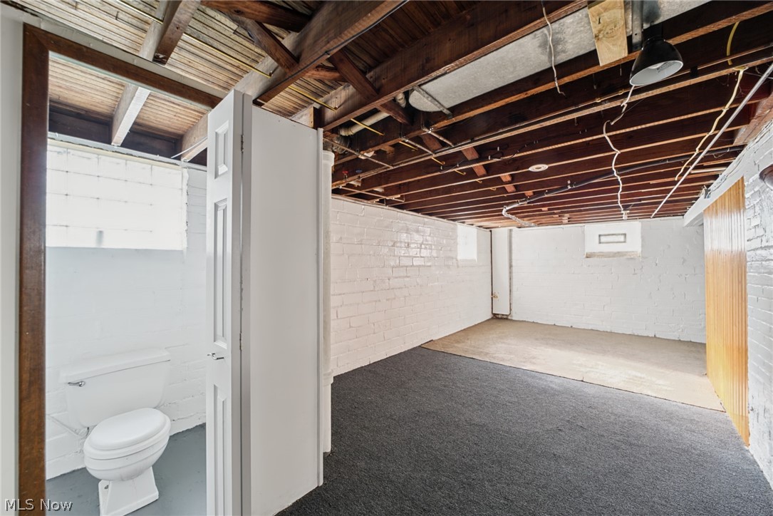 2819 Saratoga Avenue Old Brooklyn OH 44109