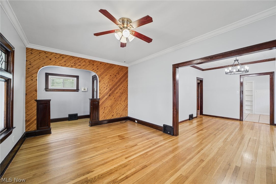 2819 Saratoga Avenue Old Brooklyn OH 44109