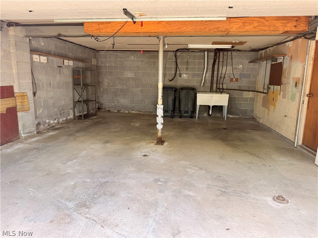 831 Kimberly Circle Oberlin OH 44074