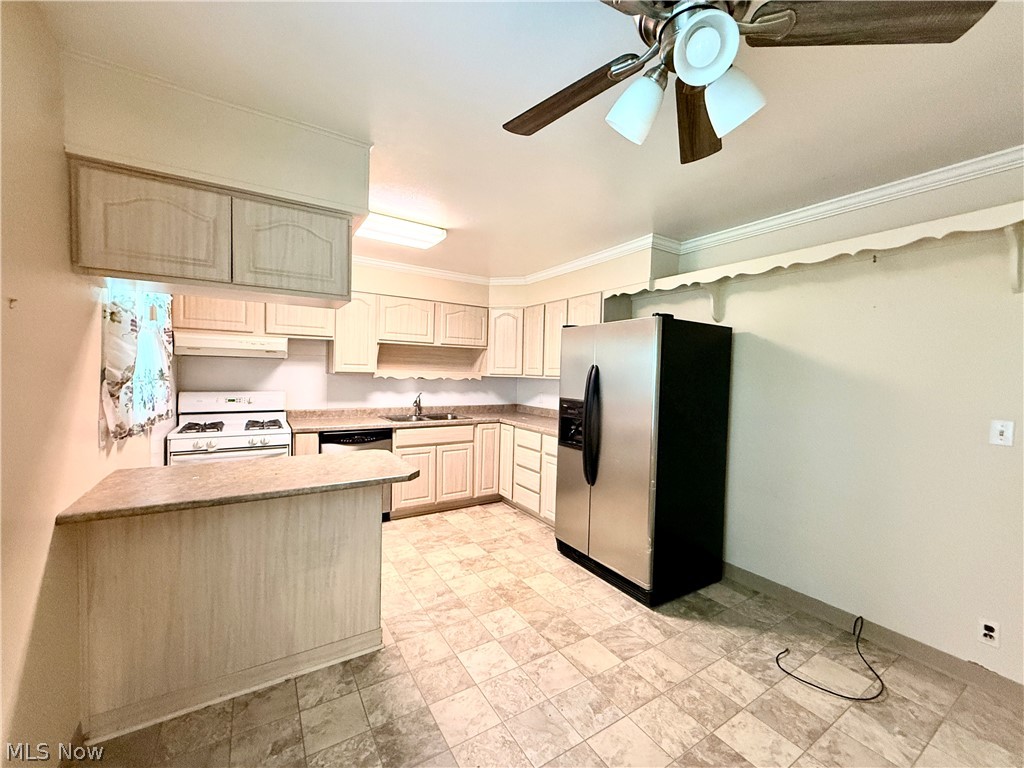 831 Kimberly Circle Oberlin OH 44074