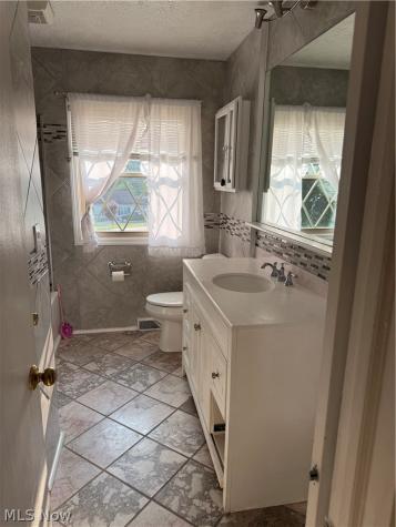 1977 Massillon Road Akron OH 44312