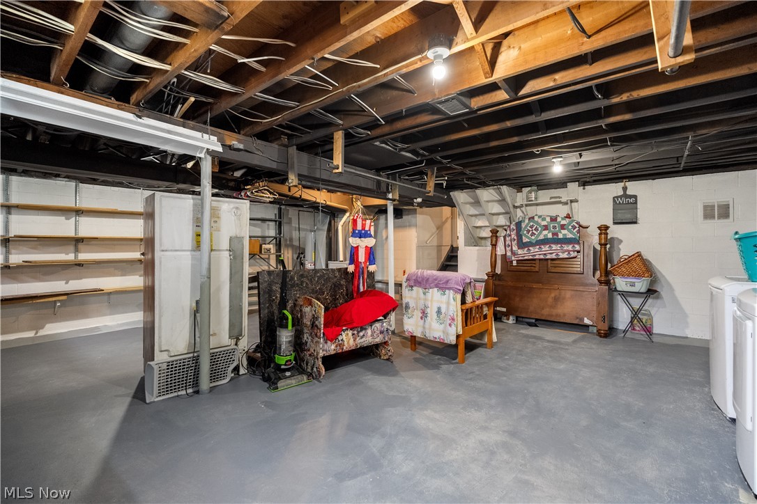 1977 Massillon Road Akron OH 44312