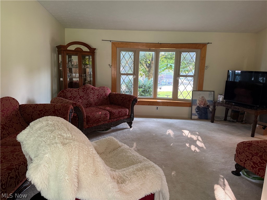 1977 Massillon Road Akron OH 44312
