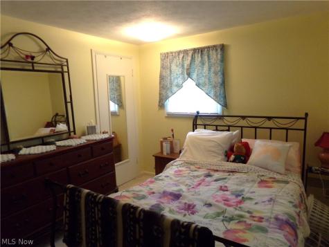 3447 Manchester Avenue SW Massillon OH 44647