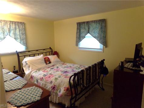 3447 Manchester Avenue SW Massillon OH 44647