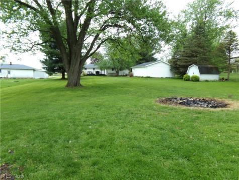3447 Manchester Avenue SW Massillon OH 44647