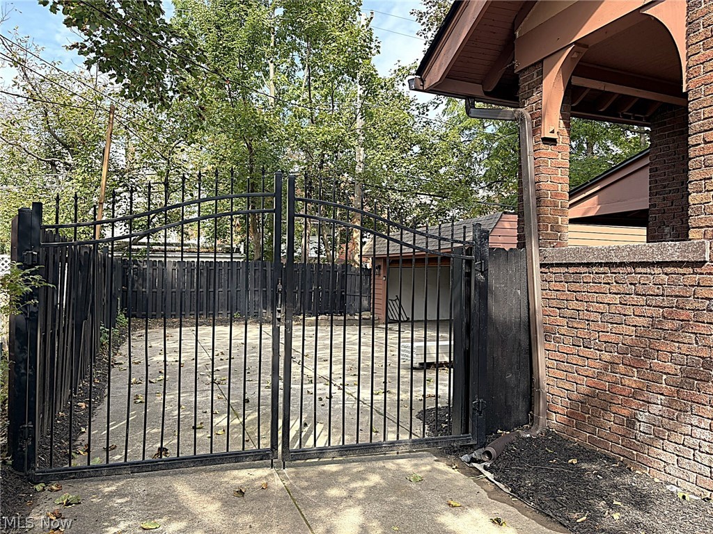 19625 Chagrin Boulevard Shaker Heights OH 44122