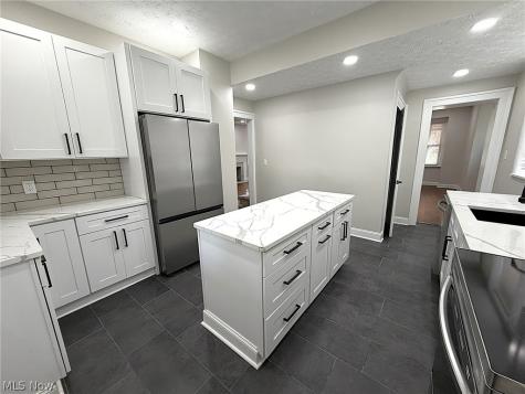 19625 Chagrin Boulevard Shaker Heights OH 44122