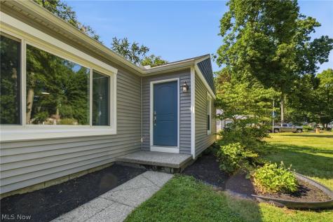 6024 Louis North Olmsted OH 44070