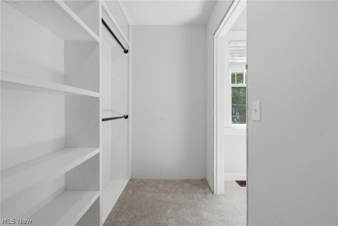 6024 Louis North Olmsted OH 44070