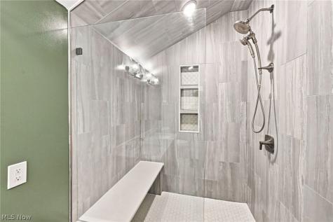 6024 Louis North Olmsted OH 44070