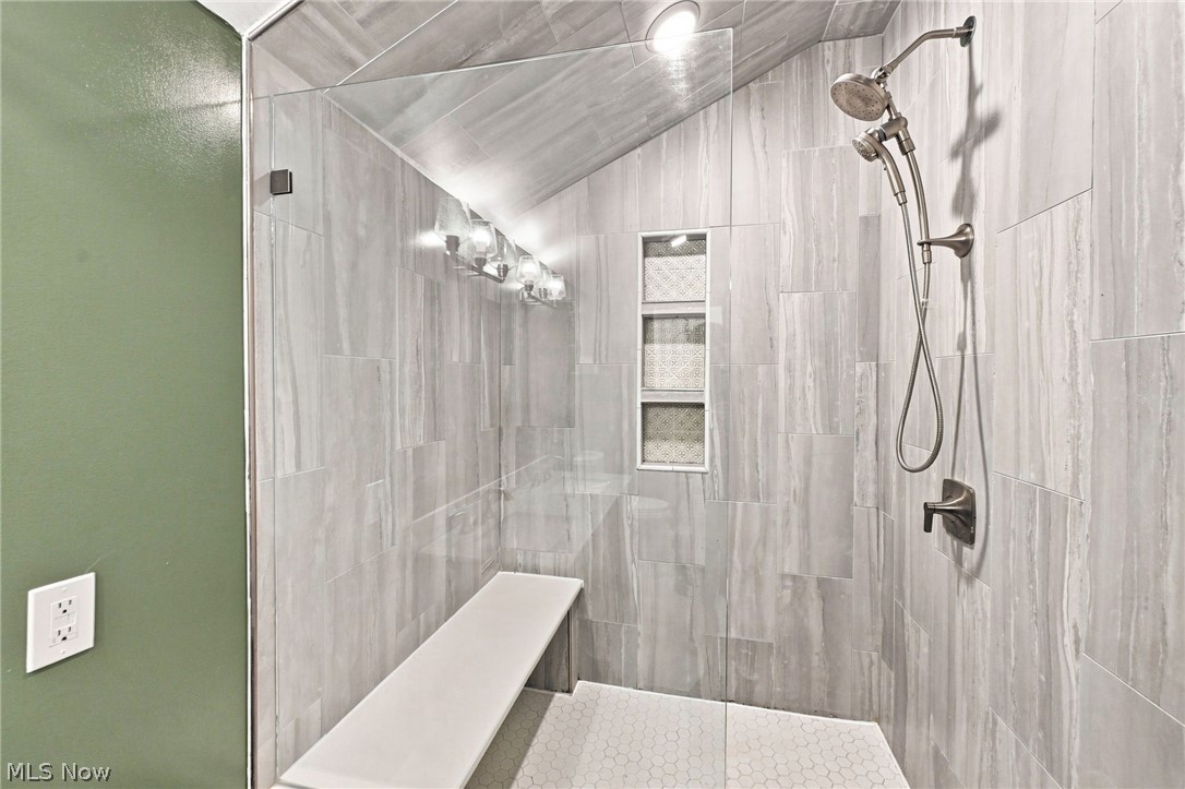 6024 Louis North Olmsted OH 44070