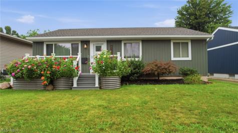4352 Sky Lane Drive Cleveland OH 44109