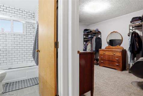 4352 Sky Lane Drive Cleveland OH 44109
