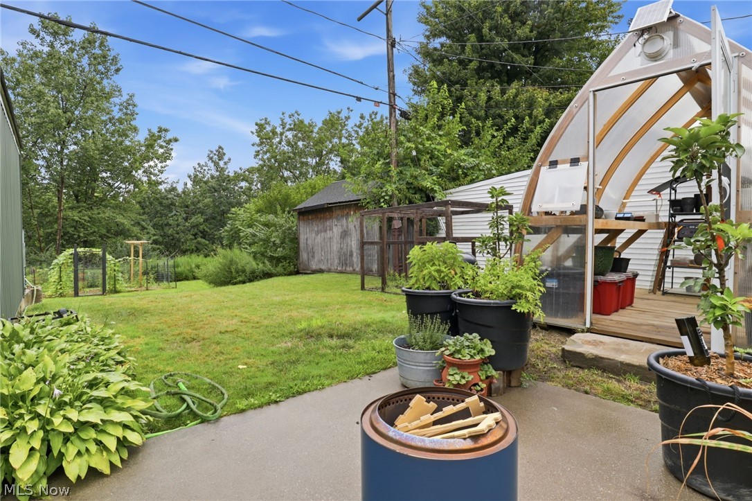 4352 Sky Lane Drive Cleveland OH 44109